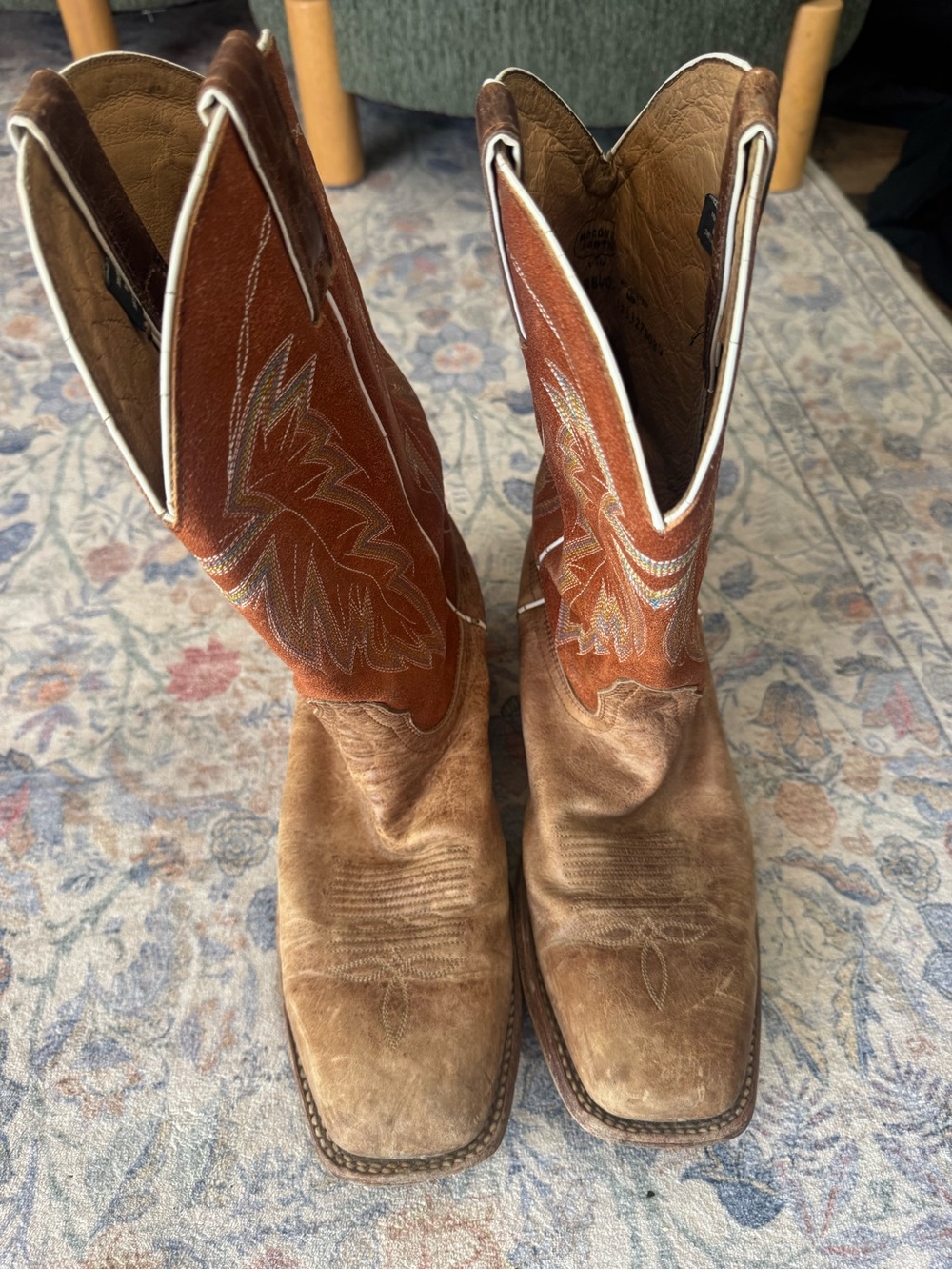 Men's Brown Western Cowboy Boots with White Piping